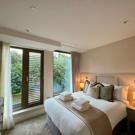 요크 The Noir Blanc Retreat At Ryedale House 아파트 외부 사진