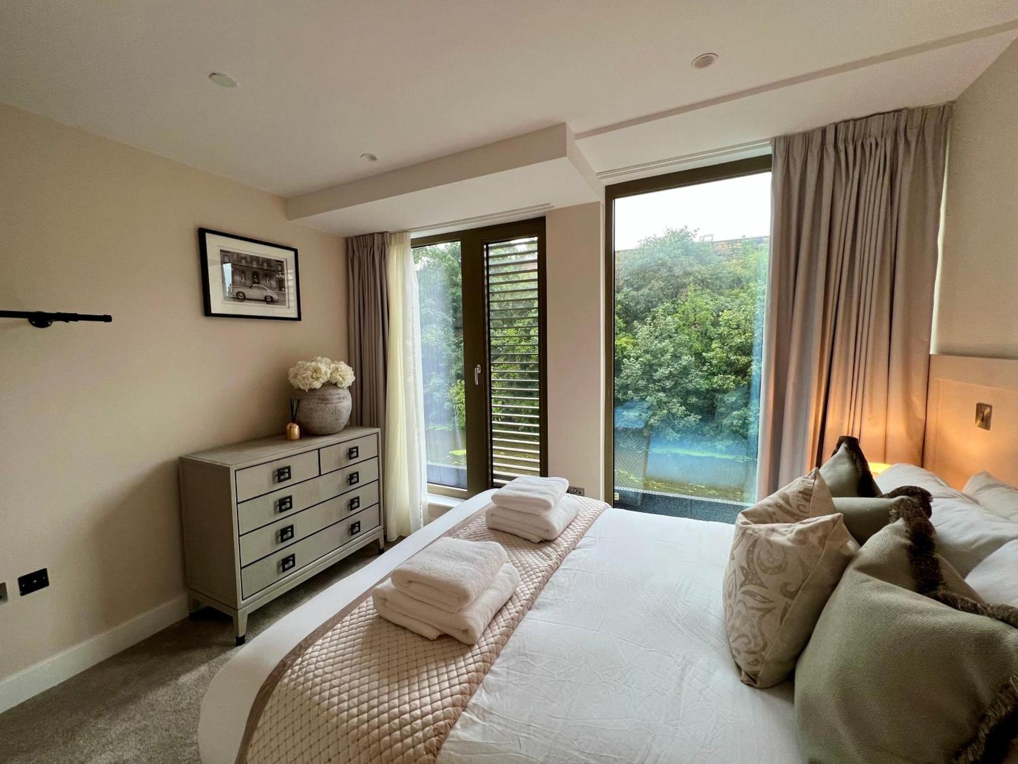 요크 The Noir Blanc Retreat At Ryedale House 아파트 외부 사진