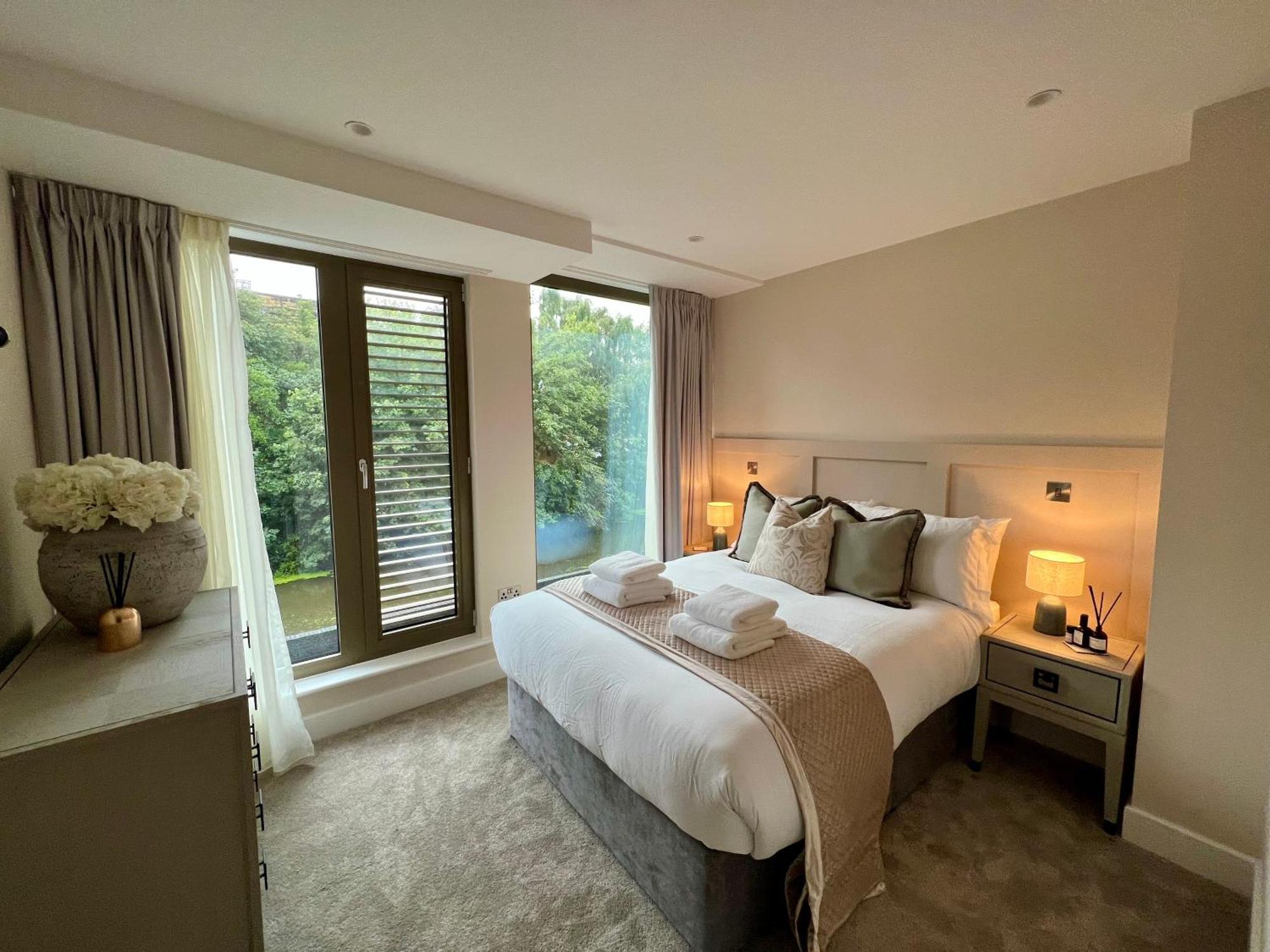 요크 The Noir Blanc Retreat At Ryedale House 아파트 외부 사진